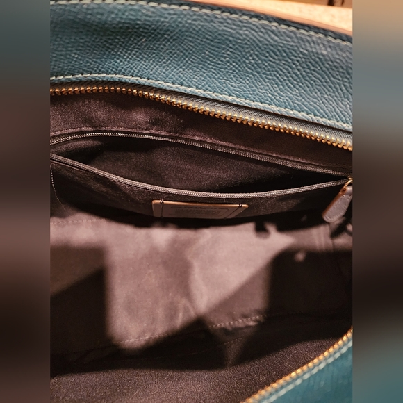 NWT - *AUTHENTIC COACH HANDBAG* - Picture 8 of 13